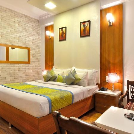 Hotel Solitaire Chandigarh - 10 Mins From Railway Station Exterior foto