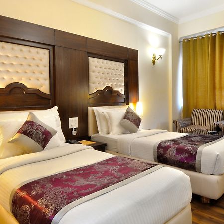 Hotel Solitaire Chandigarh - 10 Mins From Railway Station Exterior foto
