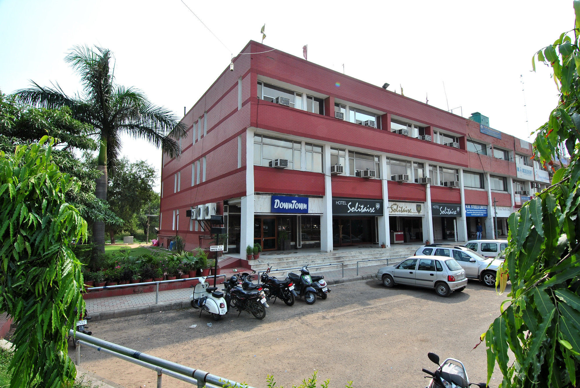 Hotel Solitaire Chandigarh - 10 Mins From Railway Station Exterior foto